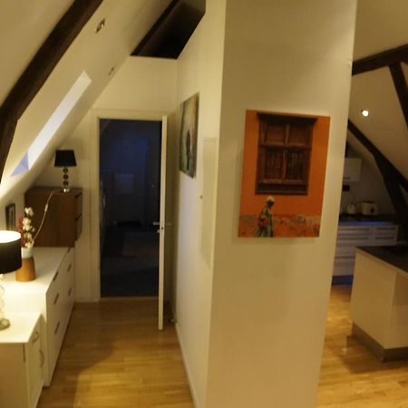 Alesund Downtown Loft Room With Shared Bathroom Luaran gambar