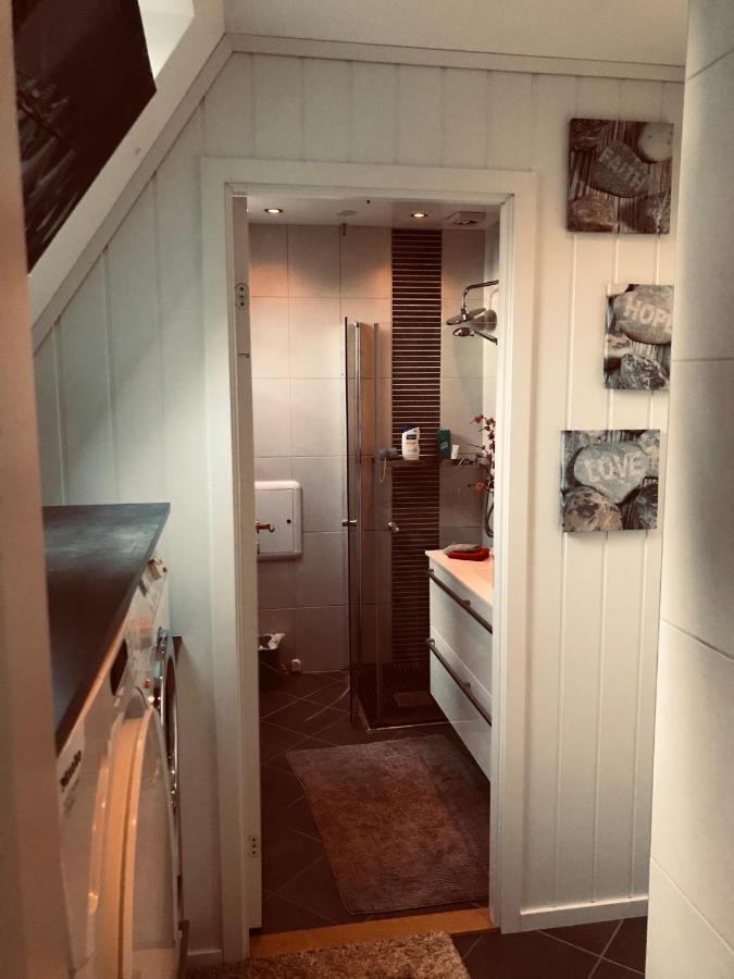 Alesund Downtown Loft Room With Shared Bathroom Luaran gambar